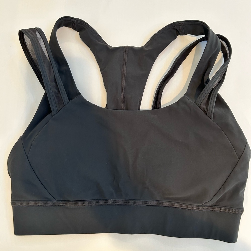 Lululemon sports bra (size 4)